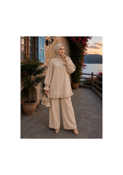 Hira Life Fashion Kadın Çilek Kumaş Dik Yaka Düğmeli Fırfır Detaylı Tesettür Tunik Pantolon İkili Takım Bej Bej Hira Life Fashion Kadın Çilek Kumaş Dik Yaka Düğmeli Fırfır Detaylı Tesettür Tunik Pantolon İkili Takım Bej Bej