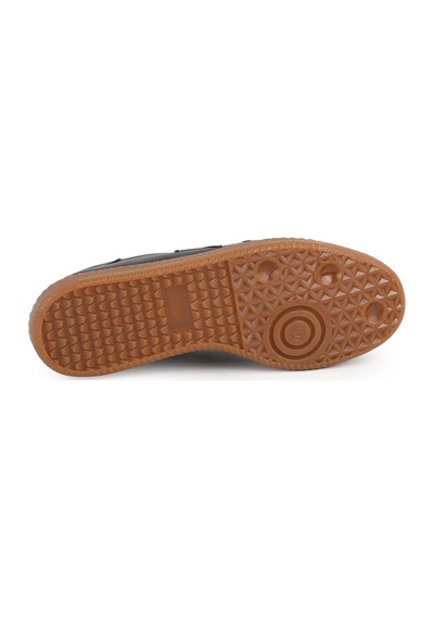 Libero L075.2325 Yıldız Detaylı Hakiki Deri Kadın Sneaker - Rugan Detaylı, Retro Tasarım Ve Doğal Kauçuk Tabanlı Casual Ayakkabı Siyah Libero L075.2325 Yıldız Detaylı Hakiki Deri Kadın Sneaker - Rugan Detaylı, Retro Tasarım Ve Doğal Kauçuk Tabanlı Casual Ayakkabı Siyah