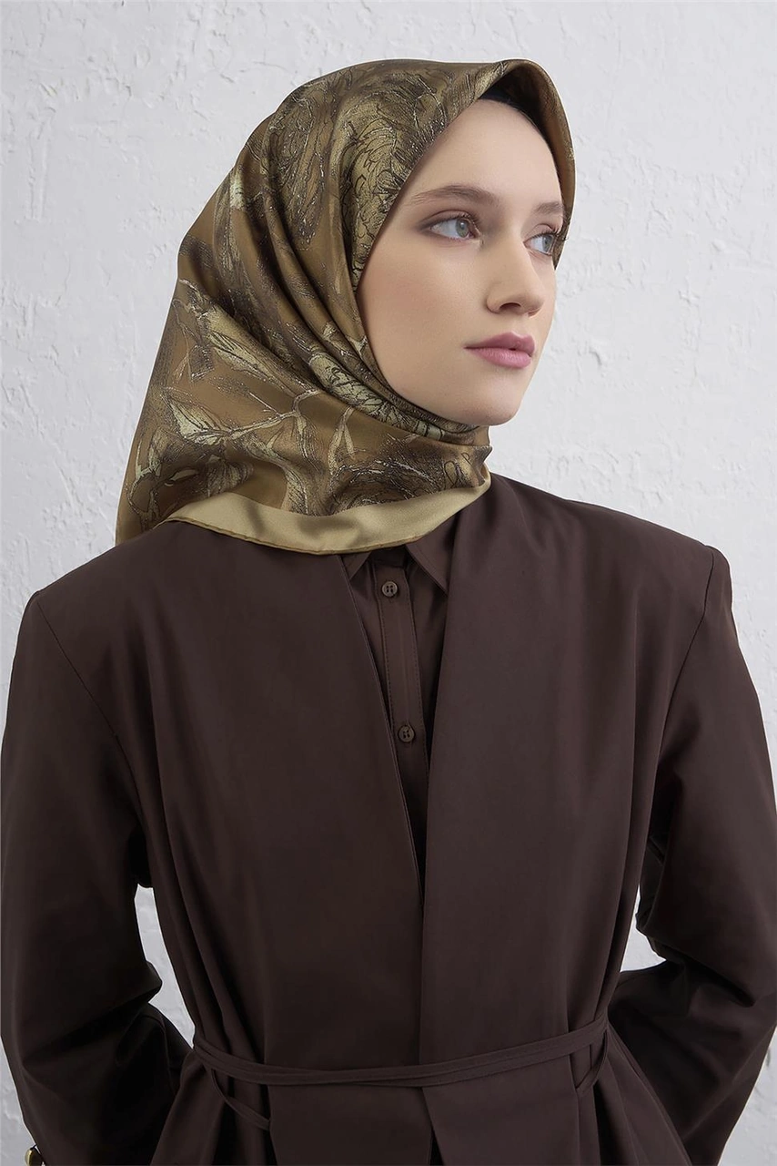 Armine Çiçek Desenli Saf İpek Twill Eşarp 9409d 06 Yeşil