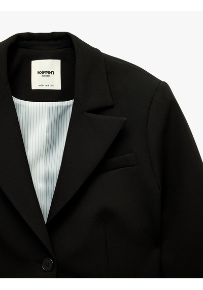 Koton Düğmeli Geniş Yaka Uzun Kollu Crop Blazer Ceket Siyah 7wak50218uw