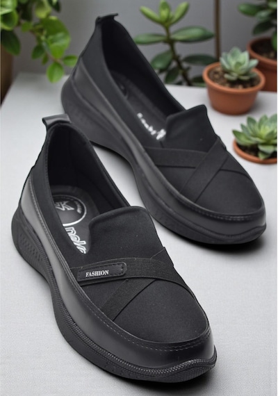 Papatay 106 Streçli Taşlı Ortopedik Taban Günlük Kadın Ayakkabı Babet Casual Günlük Ayakkabı Siyah Papatay 106 Streçli Taşlı Ortopedik Taban Günlük Kadın Ayakkabı Babet Casual Günlük Ayakkabı Siyah