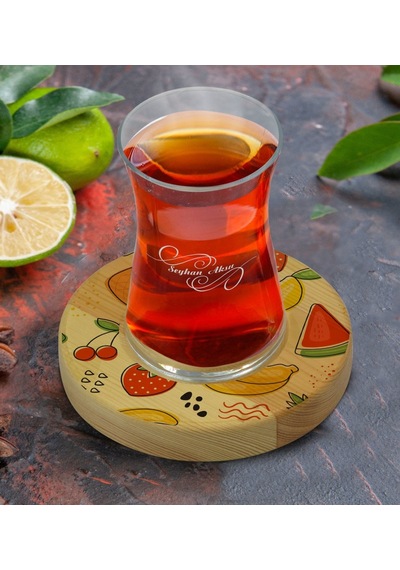 Kişiye Özel Meyveler Tasarımlı Doğal Ahşap Tabaklı Heybeli Çay Bardağı Model 2