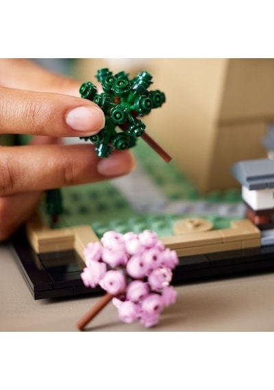 LEGO® Architecture Mimari Simgeler Koleksiyonu: Himeji Kalesi 21060 - Yetişkinler için Koleksiyonluk Model Yapım Seti (2125 Parça)
