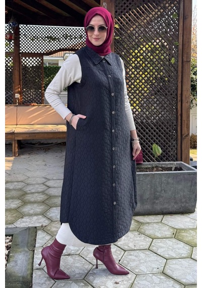 Rabia Şamlı Safir Kapitone Yelek Siyah Çok Renkli