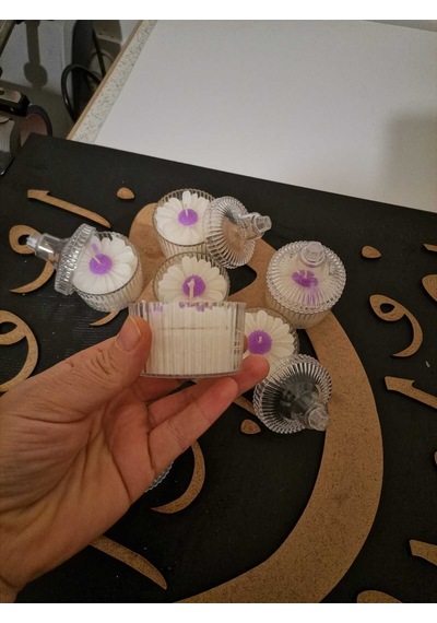 Bernami Mumluk Şamdanpinterest Dekoratif Mum Papatya Kokulu Mum, Mor Papatya Mum, Mika Kutulu Papatya Mum, 1 Adet, Kapakla 2 Parça Diğer