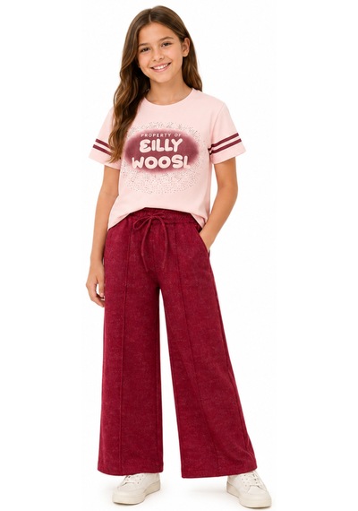 İrem Kız Çocuk Kendinden Simli Kumaş Beli Lastikli Cepli Geniş Paça Model Bordo Renk Eşofman Altı İrem Kız Çocuk Kendinden Simli Kumaş Beli Lastikli Cepli Geniş Paça Model Bordo Renk Eşofman Altı