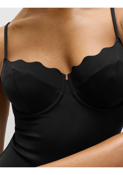 Marks & Spencer Scallop Detaylı Derin Yaka Mayo T52001209S Siyah