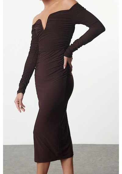 Ersefa Moda Stil Fitted Carmen Yaka Midi Boy Vücuda Oturan Örme Elbise Kahverengi