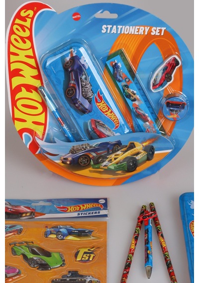X Dekomus Lisanslı Hotwheels 13 Parça Kırtasiye Seti Makas,metal Kalem Kutusu,cetvel,kalem Altın