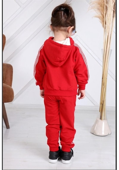 Quzucuk Kids Kız Çocuk Panda Figürlü Kırmızı Eşofman Takımı Çok Renkli