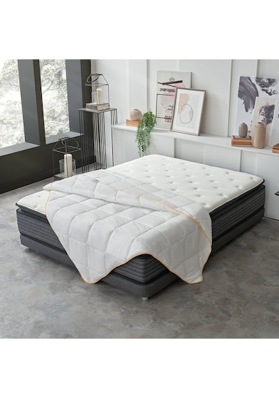 Yataş Bedding Dacron® Hallofıl® Allerban® Yorgan 200 Gr.