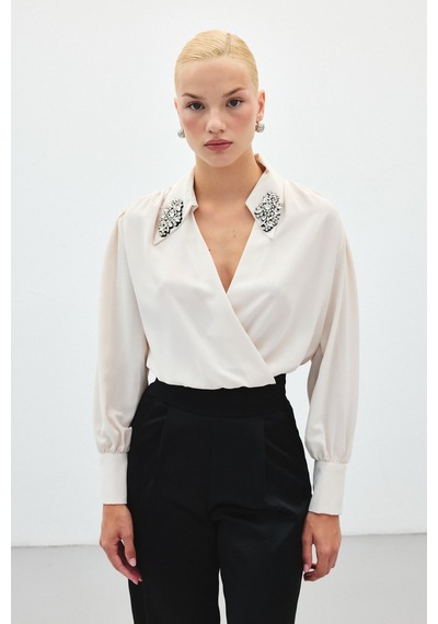 Sateen Aksesuar Detaylı Bodysuit Bluz - Bej-136191 Bej