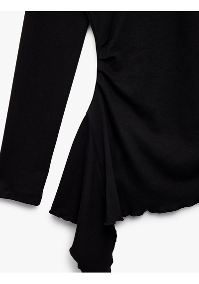 Koton Pamuklu Bisiklet Yaka Uzun Kollu Slim Fit Drapeli Asimetrik Bluz Siyah 7wak80255ek
