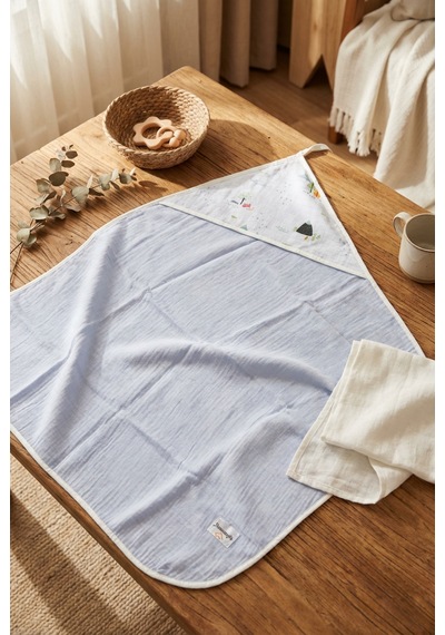 Mavi 4 Kat Müslin Çok Amaçlı Bebek Banyo Bornozu 85x85 Cm Açık Mavi