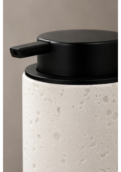 Terra Stoneware Traverten Dokulu Siyah Pompalı Dekoratif Sıvı Sabunluk 500 Ml , 13 X 7.5 Cm Beyaz