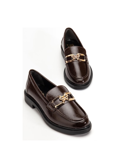Dilimler Ayakkabı Kahverengi Kadın Loafer Günlük Ayakkabı Kırışık Rugan Tokalı-4339 Kahverengi Dilimler Ayakkabı Kahverengi Kadın Loafer Günlük Ayakkabı Kırışık Rugan Tokalı-4339 Kahverengi