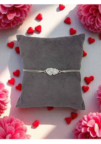 Taşlı Çift Kalpli 925 Ayar Gümüş Bileklik Romantik Ve Zarif Tasarım Beyaz