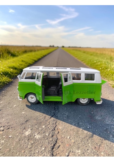 Nostaljik Yeşil Sesli Ve Işıklı Volkswagen Type 2 Camper Van 1/36 Ölçek Metal Çek Bırak Kapılar Açılır Model Araba Çok Renkli Nostaljik Yeşil Sesli Ve Işıklı Volkswagen Type 2 Camper Van 1/36 Ölçek Metal Çek Bırak Kapılar Açılır Model Araba Çok Renkli