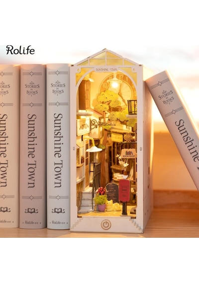 Rolife Tgb02 Sunshine Town Kasaba Kitap Köşesi Book Nook Dıy Minyatür Maket Model Seti Mini Dollhouse 3d Model Kit Detaylı Dekoratif Hobi Set 3d Puzzle Tiny House