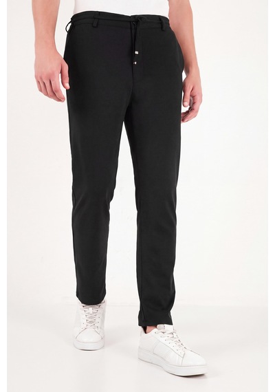 Buratti Bağlama Detaylı Regular Fit Düz Paça Jogger Pantolon Erkek Pantolon 6843701 Siyah Buratti Bağlama Detaylı Regular Fit Düz Paça Jogger Pantolon Erkek Pantolon 6843701 Siyah