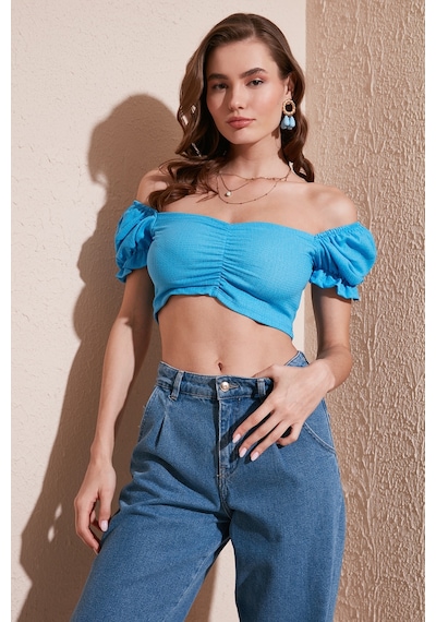 Lela Slim Fit Büzgü Detaylı Kalp Yaka Crop Bayan Bluz 5865601 Mavi
