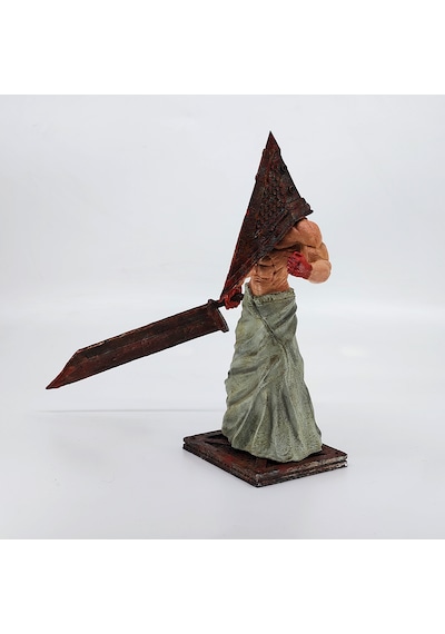 Silent Hill - Pyramid Head Figür