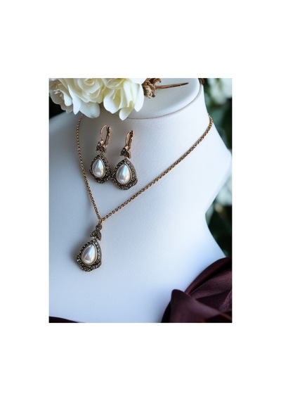 Kristal Taşlı Antik Bronz Su Damlası Kolye Ve Küpe Seti 5419004
