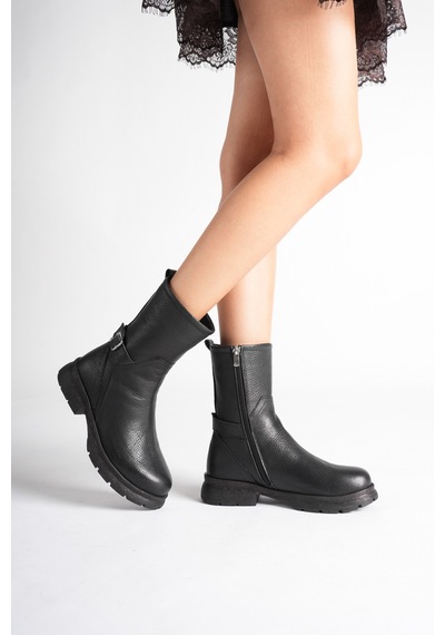 Analin Shoes Kadın Hakiki Deri Kemer Detaylı Günlük Bot Siyah