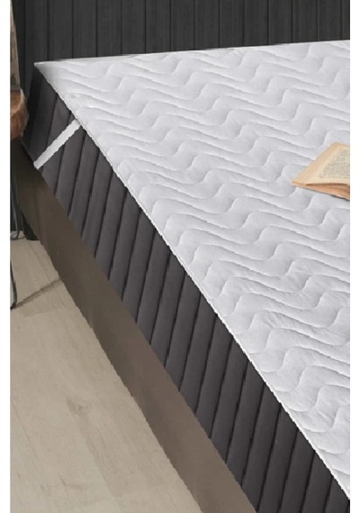 Altın Karma Bebe Kapitoneli Sıvı Geçirmez 70x140 Cm Alez Köşe Lastikli Beyaz