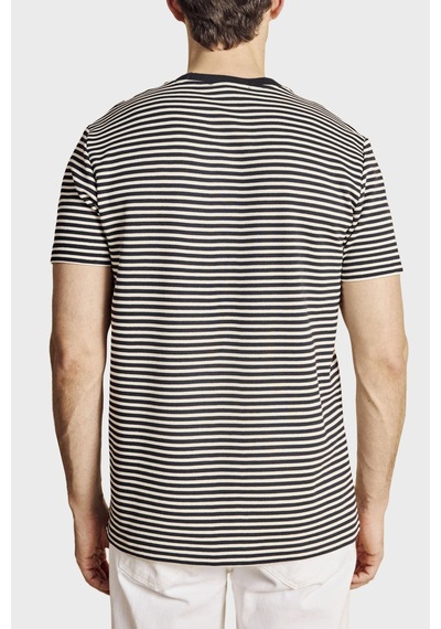 Brooks Brothers Bisiklet Yaka Çizgili T-shirt Erkek T Shirt Bbss26mts016157 Lacivert-beyaz Lacivert - Beyaz Brooks Brothers Bisiklet Yaka Çizgili T-shirt Erkek T Shirt Bbss26mts016157 Lacivert-beyaz Lacivert - Beyaz