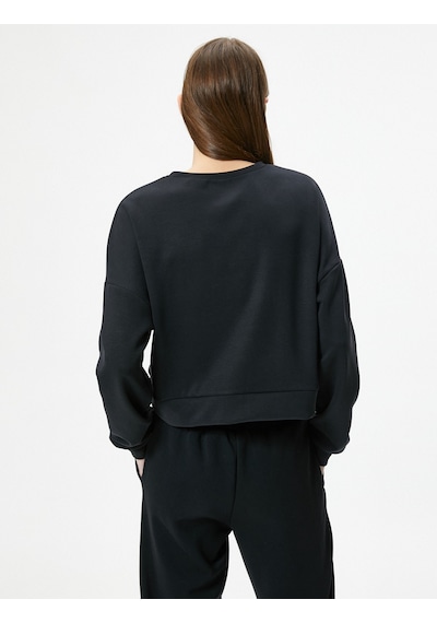 Koton Modal Kumaş Crop Spor Sweatshirt Asimetrik Kesim Bisiklet Yaka Uzun Kollu Siyah 4sak10014nk Siyah