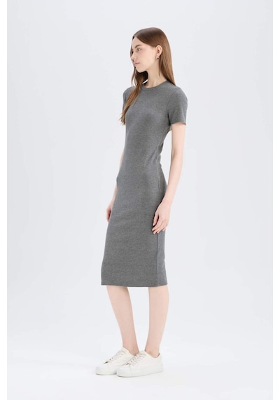 DeFacto Bodycon Vücudu Saran Bisiklet Yaka Basic Düz Fitilli Kaşkorse Kısa Kollu Midi Elbise E6926AX25SPAR15