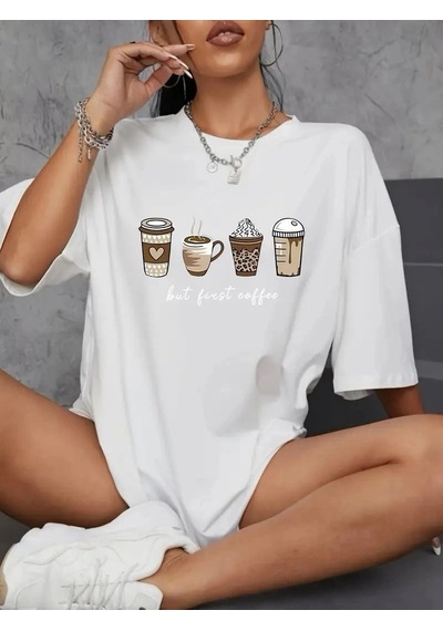 Kadın Kahve Desen Baskılı Tişört Kısa Kol Bisiklet Yaka Oversize T-shirt - Beyaz