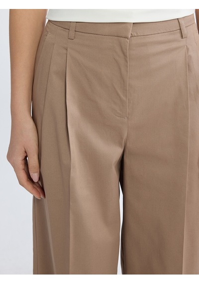 Lcw Studıo Bej Loose Fit Geniş Paça Kadın Pileli Pantolon