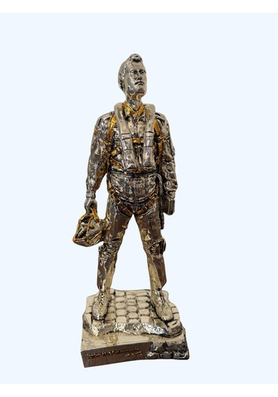 Savaş Pilotu Heykel Biblo 40 Cm Gümüş Ve Gold Renk Detaylı