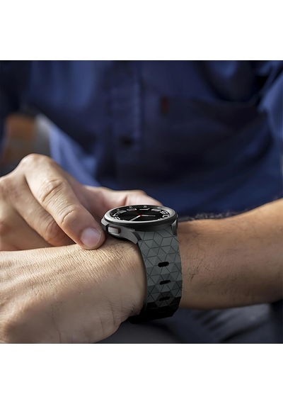 Football Pattern Samsung Galaxy Watch 7/6/5/4 40mm/44mm Serisi İle Uyumlu Rahat Ve Yumuşak Watch 6/4 Classic 47/43/42mm Kordonu Pin-and-tuck Toka Galaxy Watch 7 Kordon Çok Renkli Football Pattern Samsung Galaxy Watch 7/6/5/4 40mm/44mm Serisi İle Uyumlu Rahat Ve Yumuşak Watch 6/4 Classic 47/43/42mm Kordonu Pin-and-tuck Toka Galaxy Watch 7 Kordon Çok Renkli