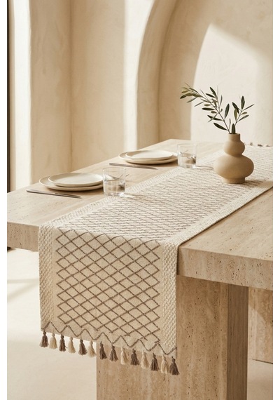Etnik Baklava Desenli Püsküllü Pamuk Runner Masa Örtüsü 35x135 Cm Ekru