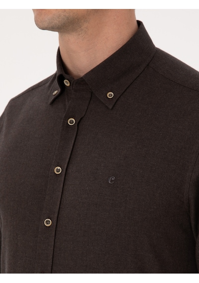 Cacharel Koyu Kahverengi Slim Fit %100 Pamuk Yakası Düğmeli Flanel Gömlek Cacharel Koyu Kahverengi Slim Fit %100 Pamuk Yakası Düğmeli Flanel Gömlek