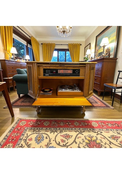 Frefly Lıesenkötter 113x48x80 Cm Köşe Müzik Dolabı Radyo, Pikap 1 Adet