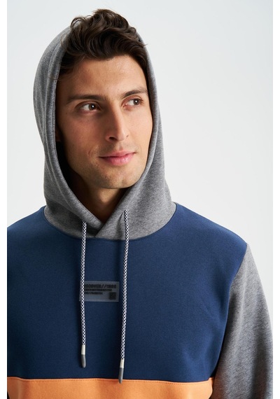 AR-MA Arma Erkek Çok Renkli Regular Fit 3 İplik Şardonlu Kanguru Cepli Kapüşonlu Sweatshirt 001 AR-MA Arma Erkek Çok Renkli Regular Fit 3 İplik Şardonlu Kanguru Cepli Kapüşonlu Sweatshirt 001