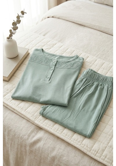 Aura Collections Kadın Dantelli Bambu Viskon Uzun Kollu Mevsimlik Soft Örme Pijama Takımı Yeşil