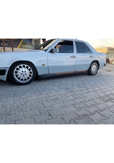 Mercedes W124 Marşpiyel Takımı - Mercedes W124 Yan Marşpiyel