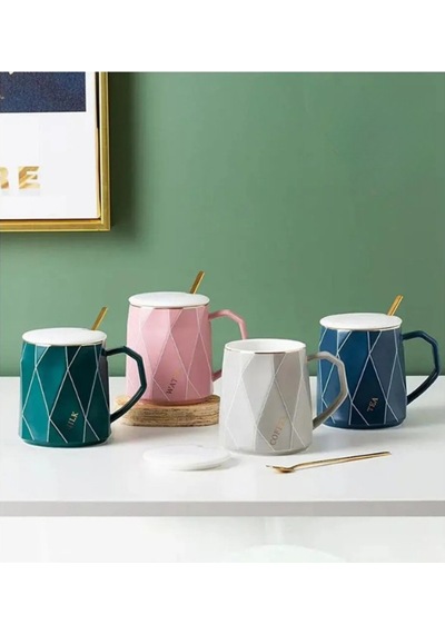 Geometrik Desenli Gold Kaşıklı Kapaklı Modern Seramik Kupa Gri