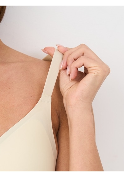 Alya Underwear Kadın Lazer Kesim Dikişsiz Çıkarılabilir Pedli Hayalet Sütyen Siyah Taş Rengi Alya Underwear Kadın Lazer Kesim Dikişsiz Çıkarılabilir Pedli Hayalet Sütyen Siyah Taş Rengi