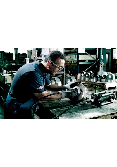 Metabo GE 710 Plus 710 W 6 MM Kalıpçı Taşlama Makinesi Metabo GE 710 Plus 710 W 6 MM Kalıpçı Taşlama Makinesi