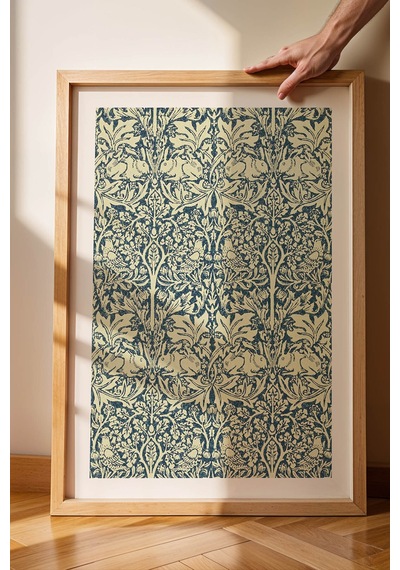 William Morris Brother Rabbit Kardeş Tavşan Desenli Çerçeveli Tablo Viktorya Serisi Duvar Dekoru Kayın
