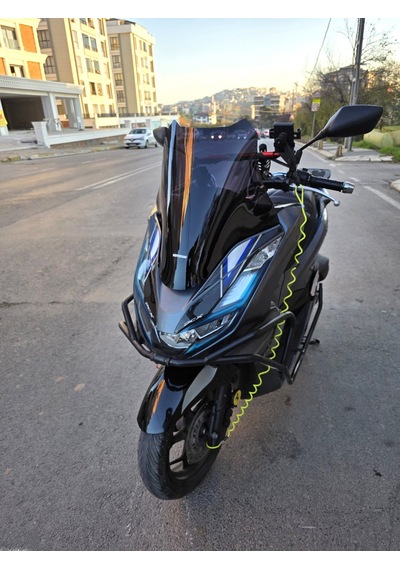 Motocam Honda Pcx Ön Cam 2021-2024 Model 47cm Siyah Renkli 4mm Sportif