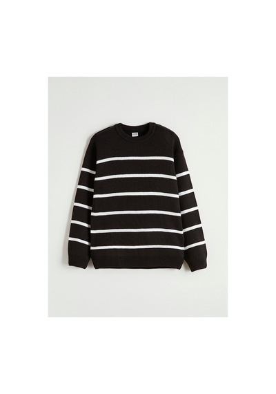 LC Waikiki Alıta Cıty Farkıyla Lcw Kids Siyah Oval Yaka Çizgili Erkek Çocuk Triko Kazak Siyah - 925590111 Siyah LC Waikiki Alıta Cıty Farkıyla Lcw Kids Siyah Oval Yaka Çizgili Erkek Çocuk Triko Kazak Siyah - 925590111 Siyah