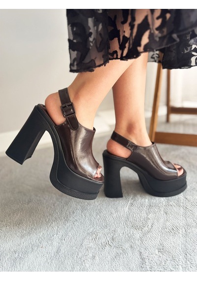Asmi Shoes Kadın Veronica Kahverengi Rugan 12 Cm Önü Ve Arkası Açık Platform Topuklu Ayakkabı