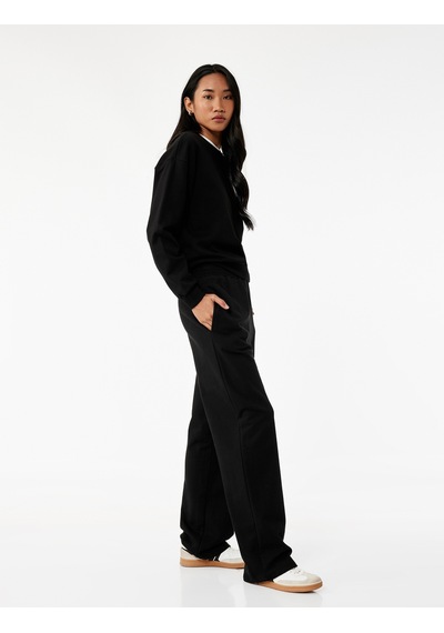 Koton Rahat Kalıp Üç İplik Uzun Kollu Sweatshirt Eşofman Takımı Siyah 6wak10153ek Siyah Koton Rahat Kalıp Üç İplik Uzun Kollu Sweatshirt Eşofman Takımı Siyah 6wak10153ek Siyah